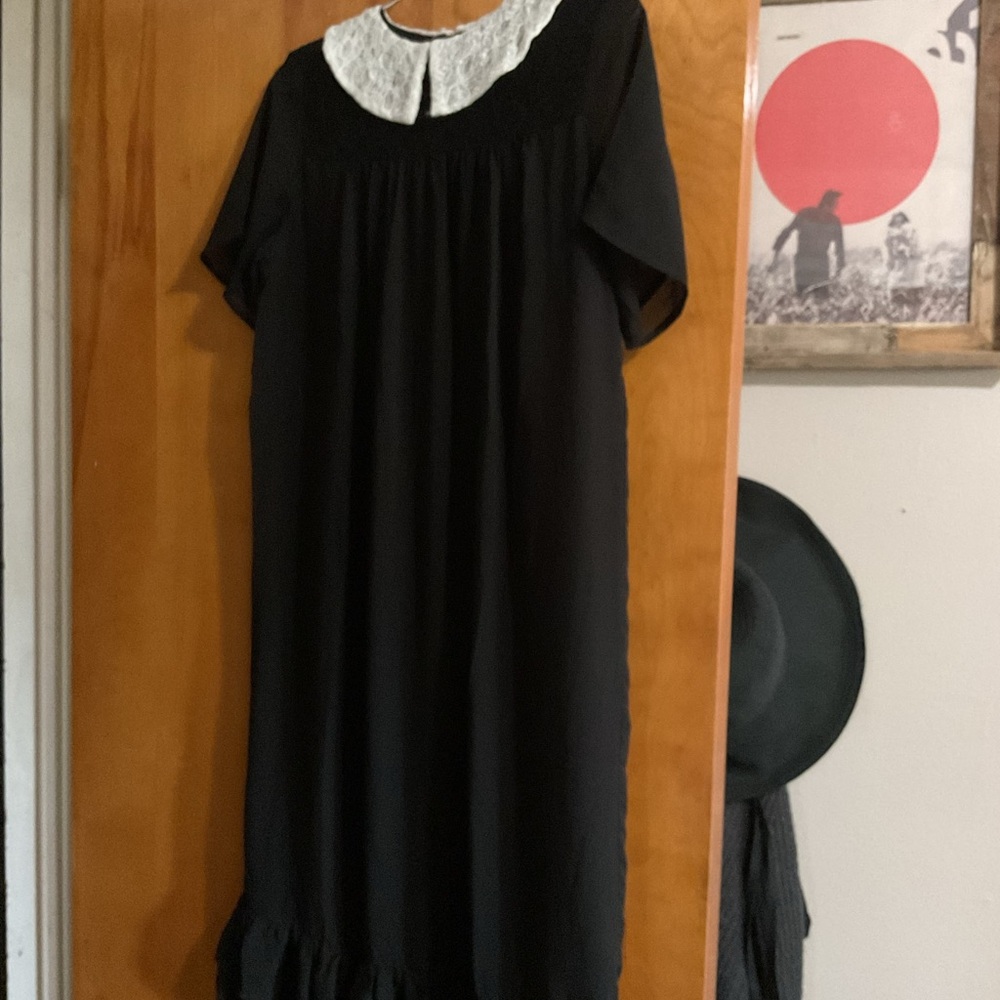 Disturbia Elegant Black Dress with White Collar